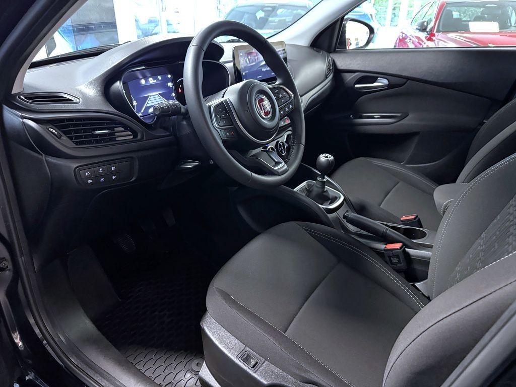 Fiat osobní Tipo Combi CROSS 1.6 JTDm 130k reg. 01/2024