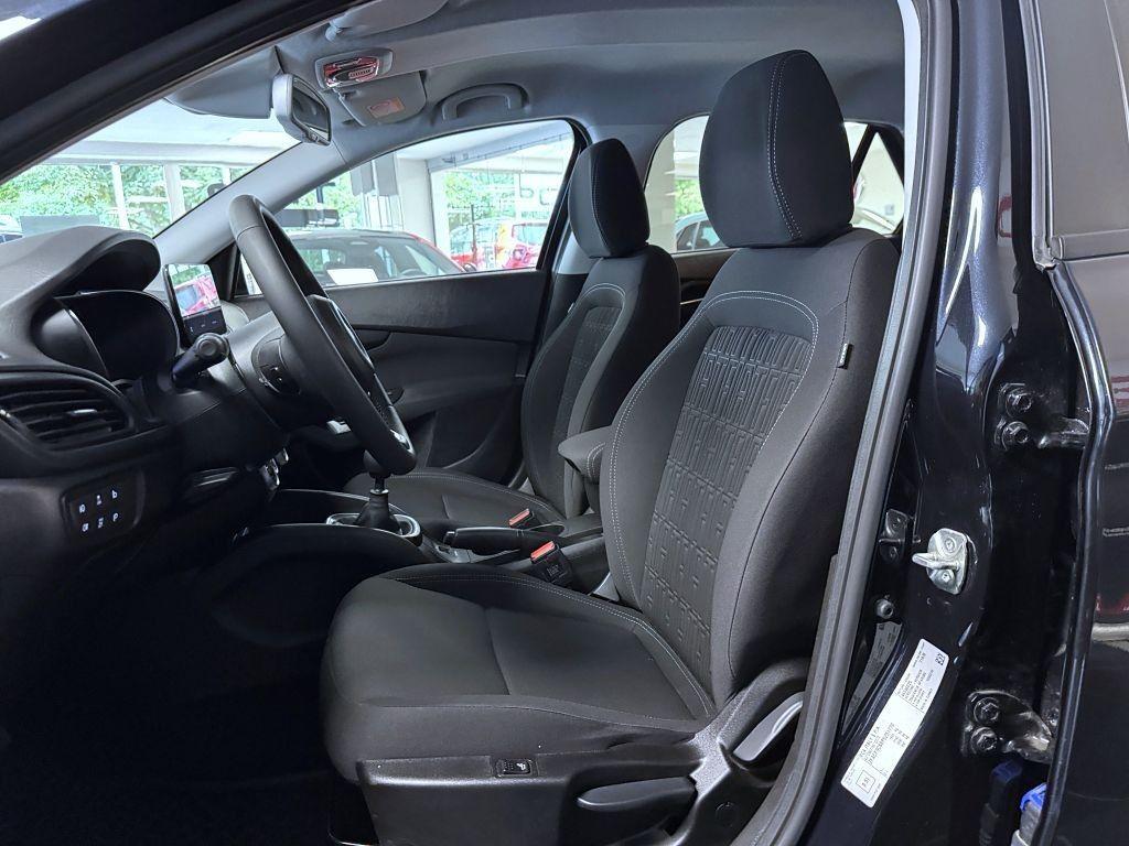 Fiat osobní Tipo Combi CROSS 1.6 JTDm 130k reg. 01/2024