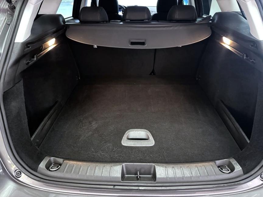 Fiat osobní Tipo Combi CROSS 1.6 JTDm 130k reg. 01/2024