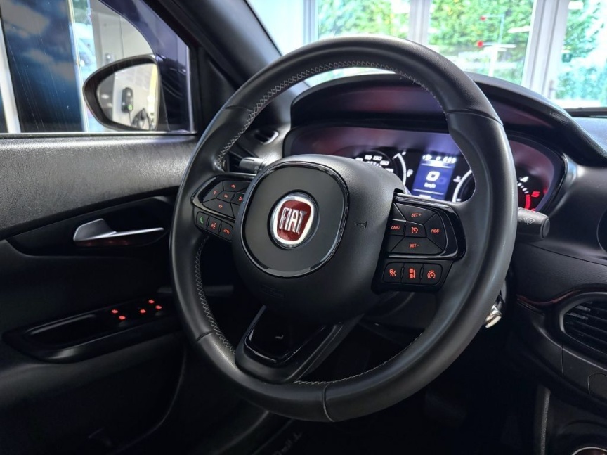 Fiat Tipo HB 1,6 JTDm DDCT 120k S-Design