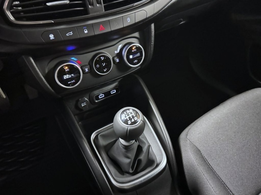 Fiat Tipo Sedan 1.6 MultiJet 130k MT6 Urban *146*