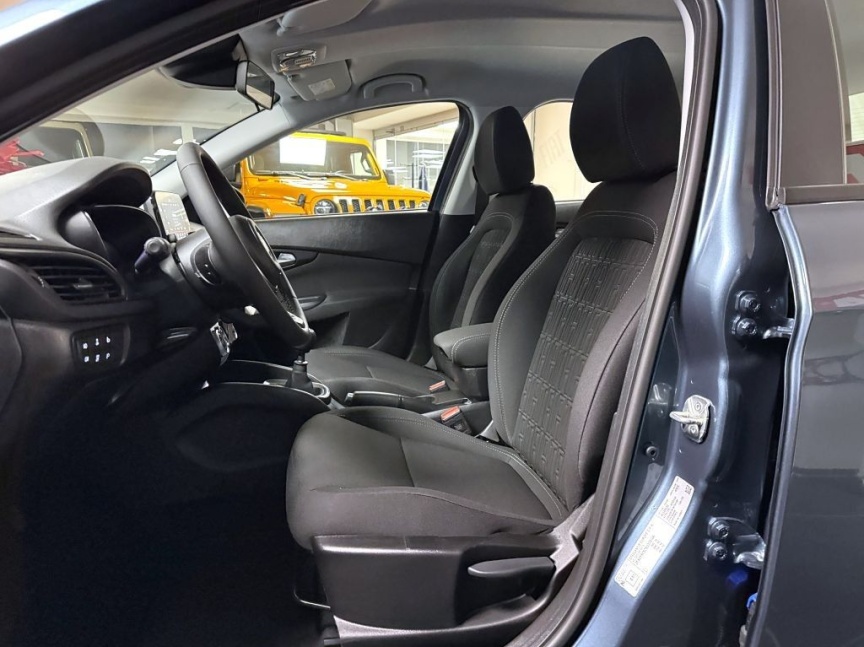 Fiat Tipo Sedan 1.6 MultiJet 130k MT6 Urban *146*