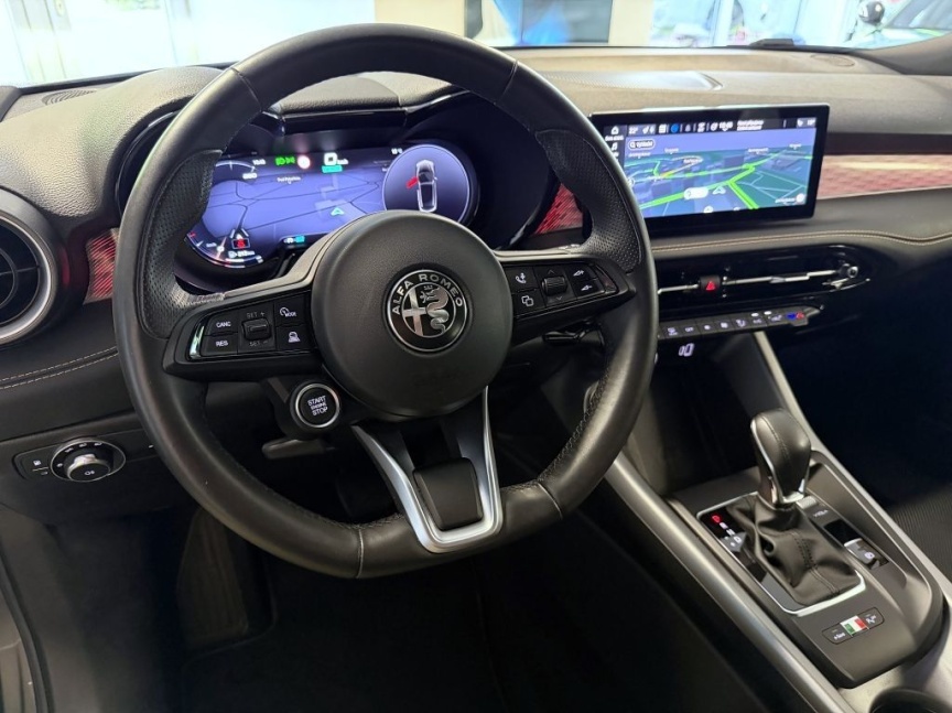 Alfa Romeo Tonale 1.3 T Plug-in Hybrid 280k Q4 4x4 Ti