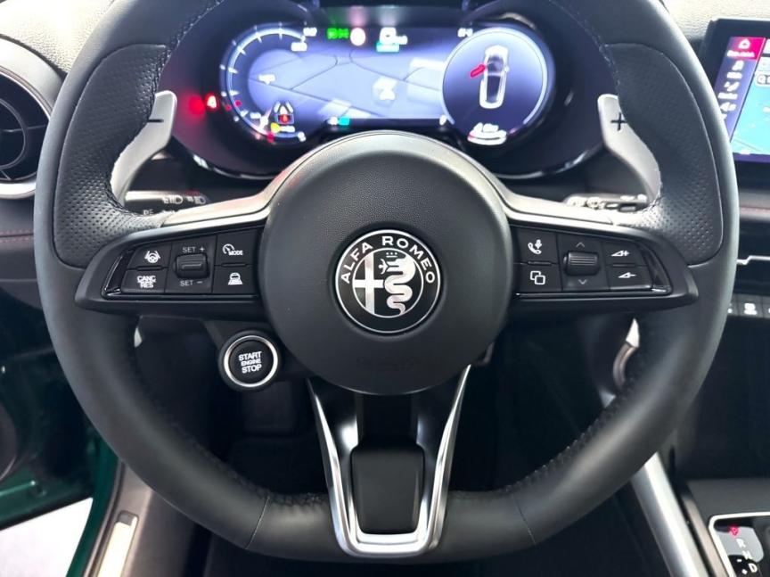 Alfa Romeo Tonale 1.3 T Plug-in Hybrid 280k Q4 4x4 Tributo *081*