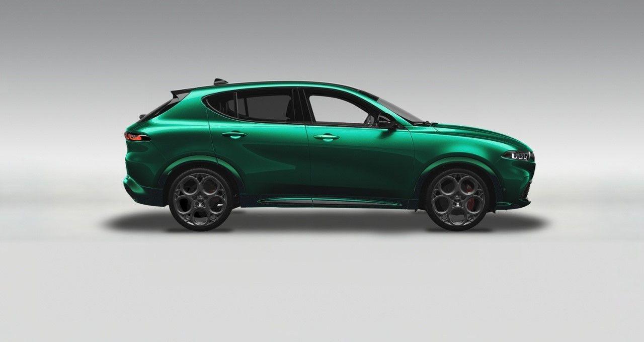 Alfa Romeo Tonale 1.3 T Plug-in Hybrid 280k Q4 4x4 Tributo *081*