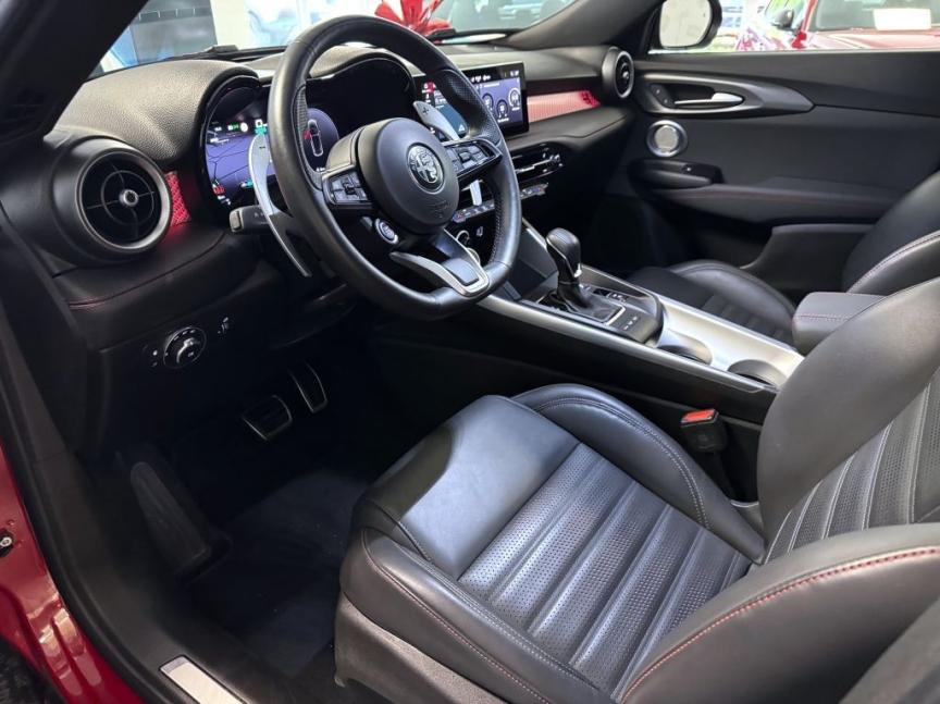 Alfa Romeo Tonale 1.3 T Plug-in Hybrid 280k Q4 4x4 Tributo, reg. 04/2024