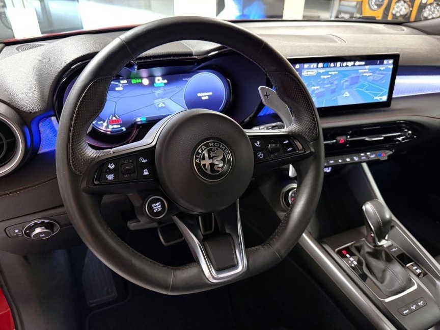 Alfa Romeo Tonale 1.3 T Plug-in Hybrid 280k Q4 4x4 Tributo
