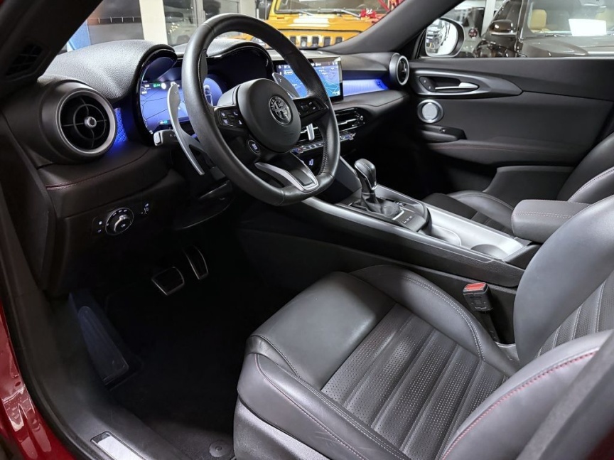 Alfa Romeo Tonale 1.3 T Plug-in Hybrid 280k Q4 4x4 Tributo