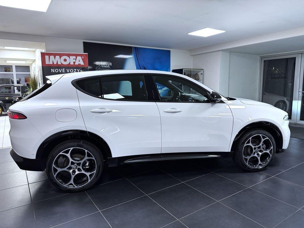 Alfa Romeo Tonale 1.5 T e-Hybrid 160k AT EDICE TRENTA *694* k