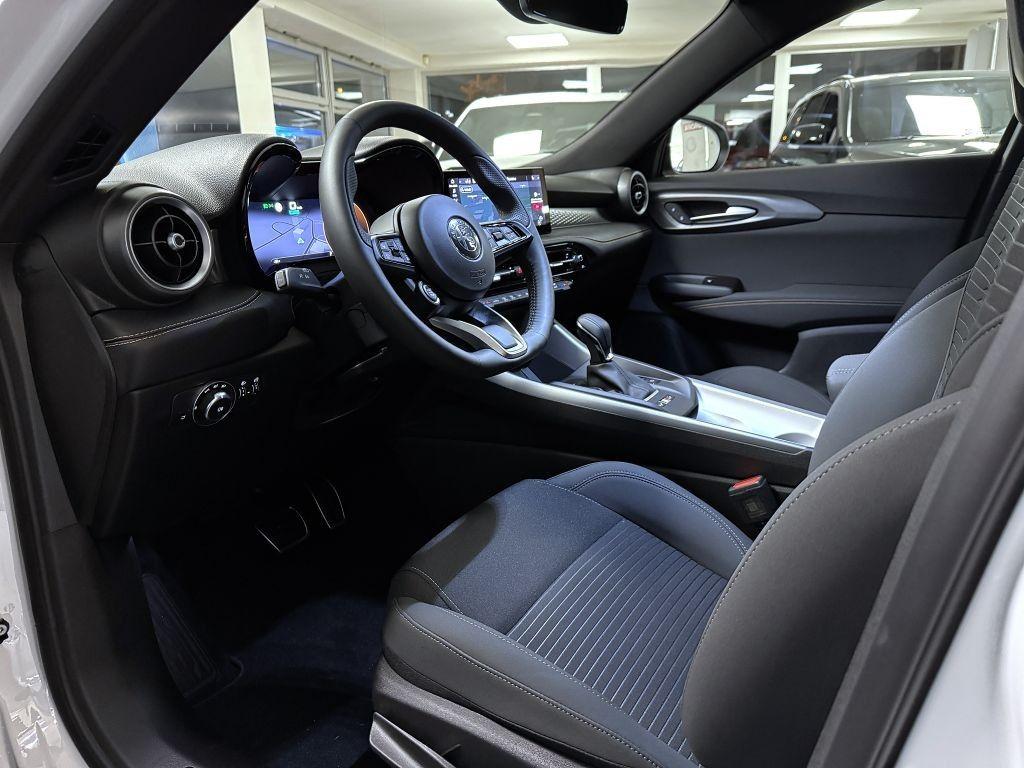 Alfa Romeo Tonale 1.5 T e-Hybrid 160k AT EDICE TRENTA *694* k