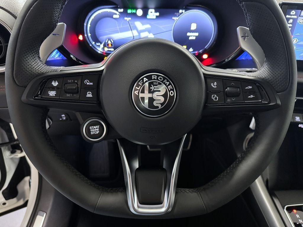 Alfa Romeo Tonale 1.5 T e-Hybrid 160k AT Tributo *550*