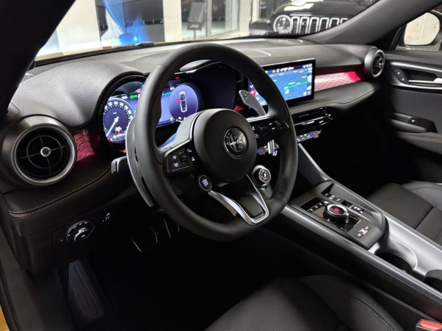 Alfa Romeo Tonale 1.5 T Ibrida 175k AT7 VELOCE *376* 50e