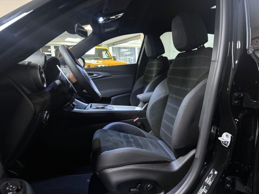 Alfa Romeo Tonale 1.6 JTDm 130k TCT6 INTENSA *621* U