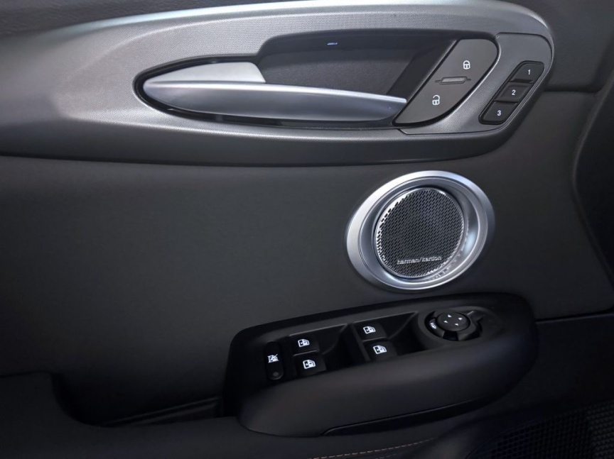 Alfa Romeo Tonale 1.6 JTDm 130k TCT6 INTENSA *621* U