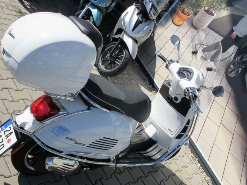 Vespa GTS 125 SuperSport E5