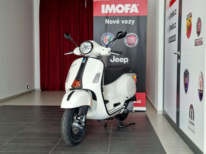 Vespa GTS 125 SuperSport E5