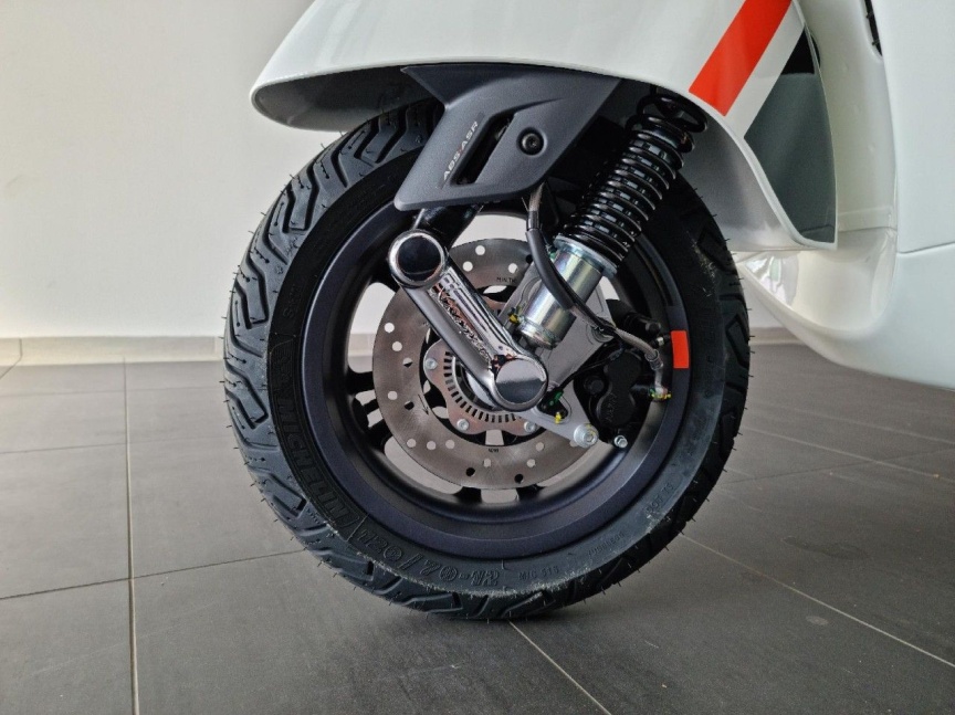 Vespa GTS 125 SuperSport E5