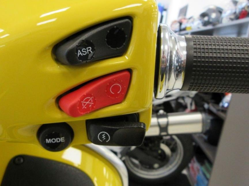 Vespa GTS 300 Super e5