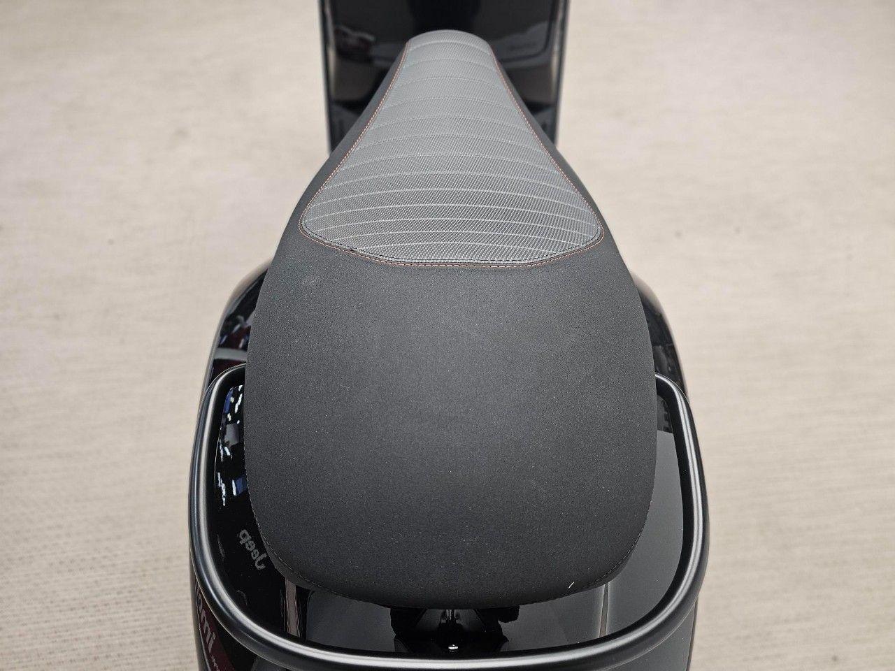 Vespa GTV 300