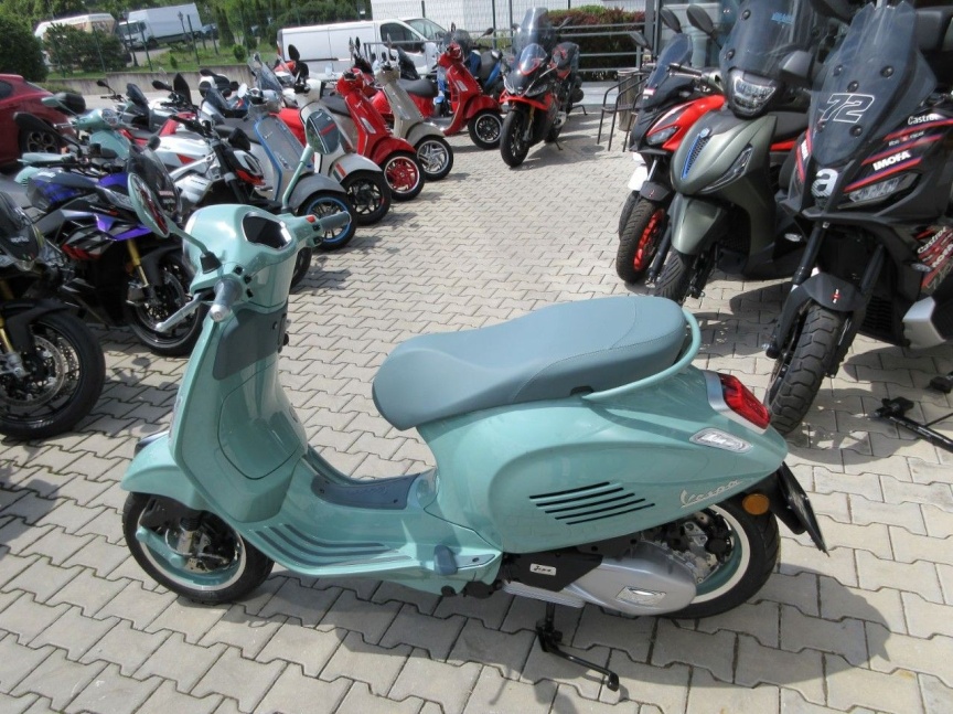 Vespa Primavera 125 80th e5+