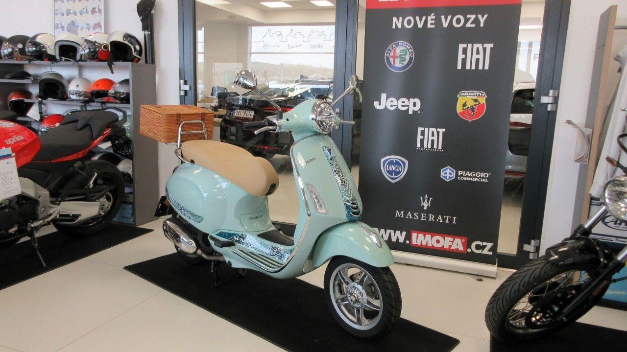 Vespa Primavera 125 BATIK e5+