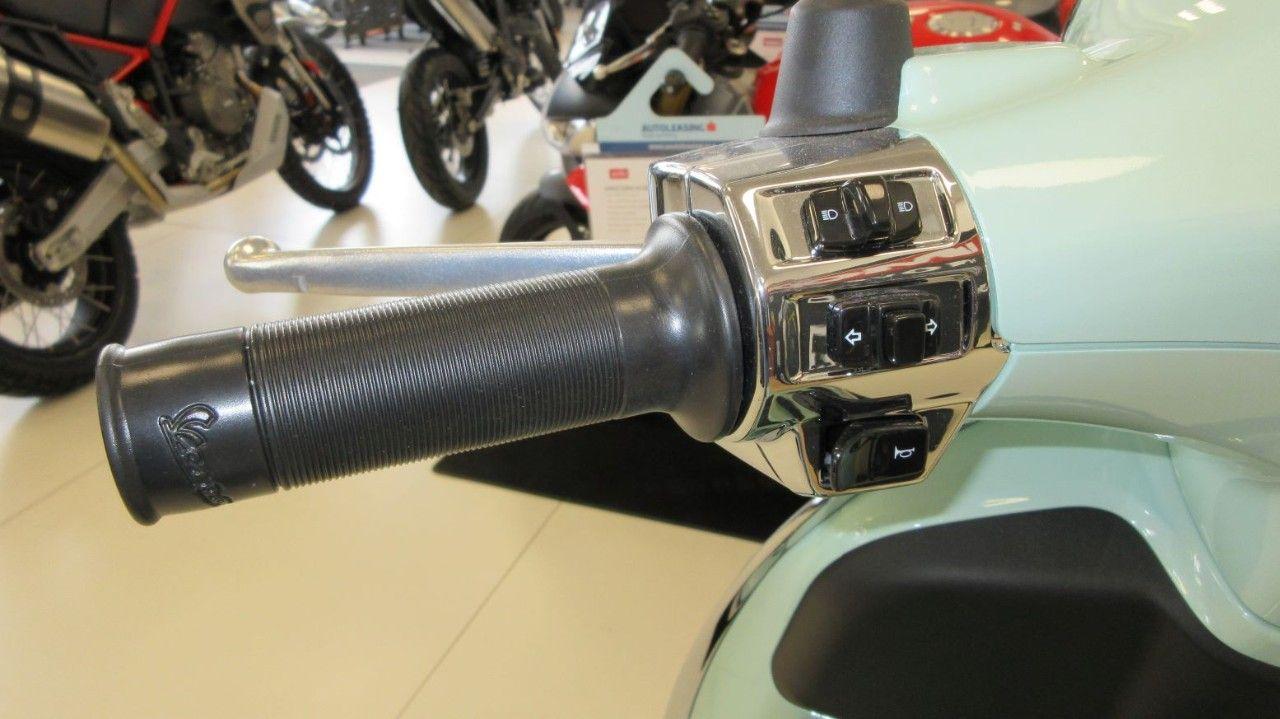 Vespa Primavera 125 BATIK e5+