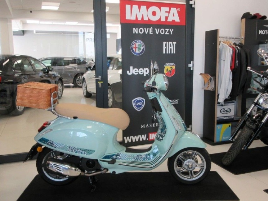 Vespa Primavera 125 BATIK e5+