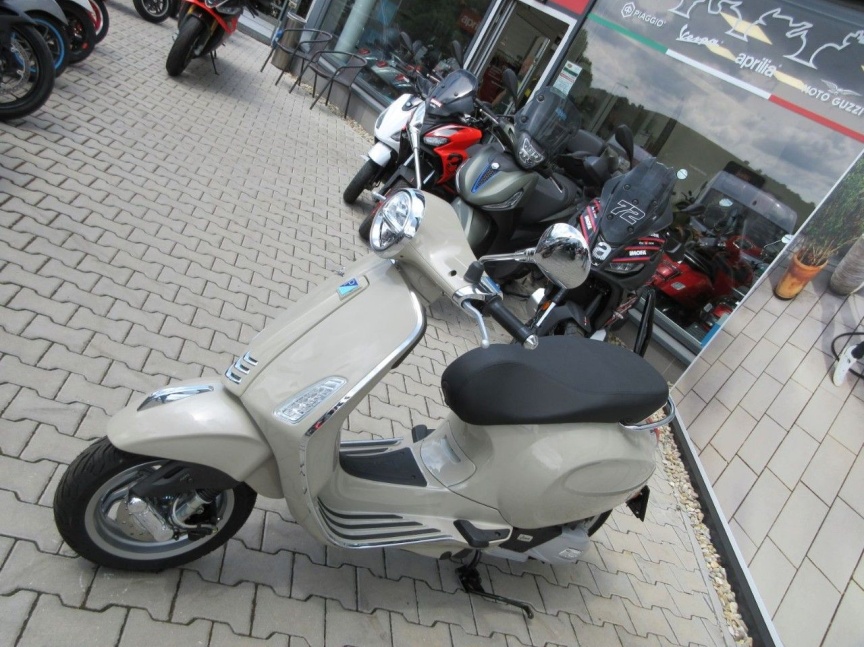 Vespa Primavera 125 e5+