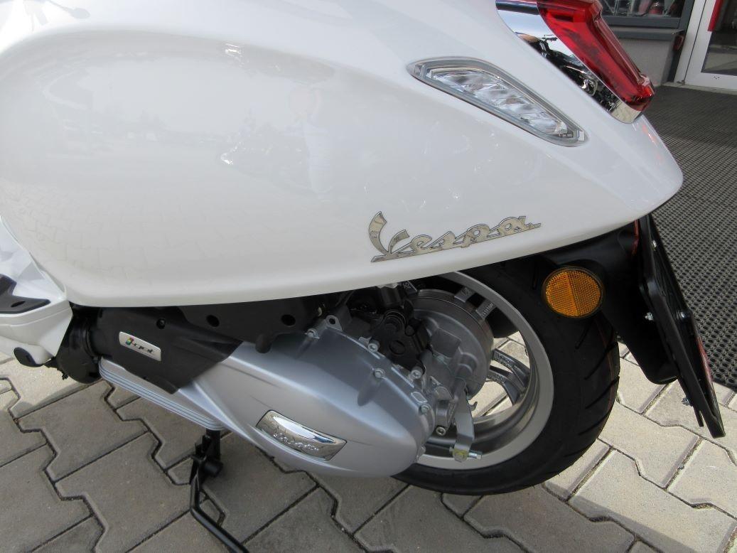 Vespa Primavera 125 e5+