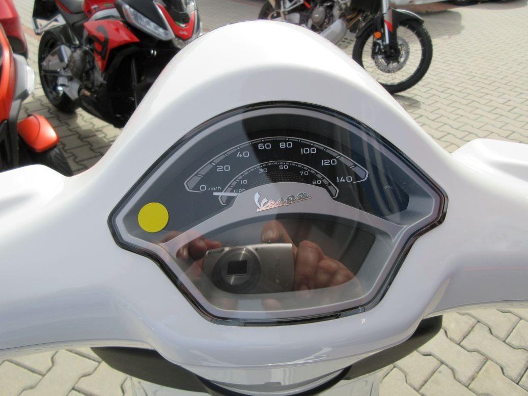 Vespa Primavera 125 e5+