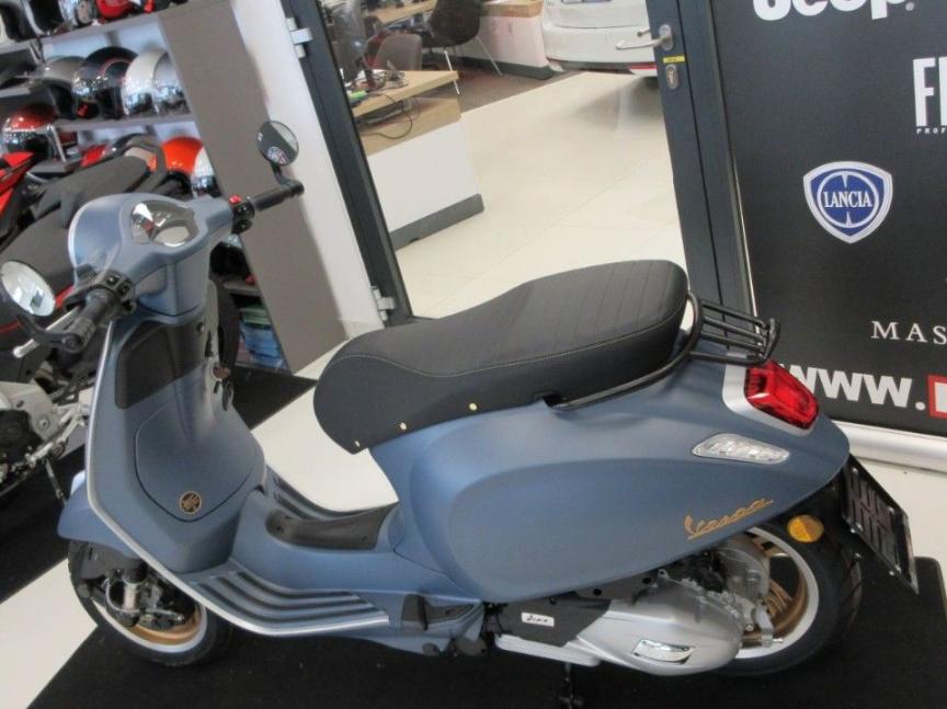 Vespa Primavera 125 Officina 8