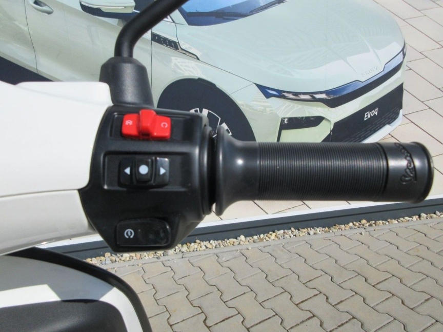 Vespa Sprint 125 S e5+