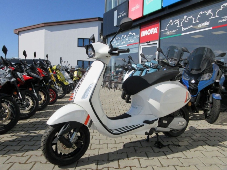 Vespa Sprint 125 S e5+