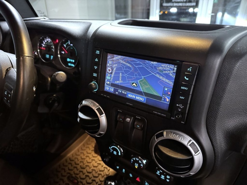 Jeep Wrangler 2.8 CRD 4x4 200k AT Rubicon