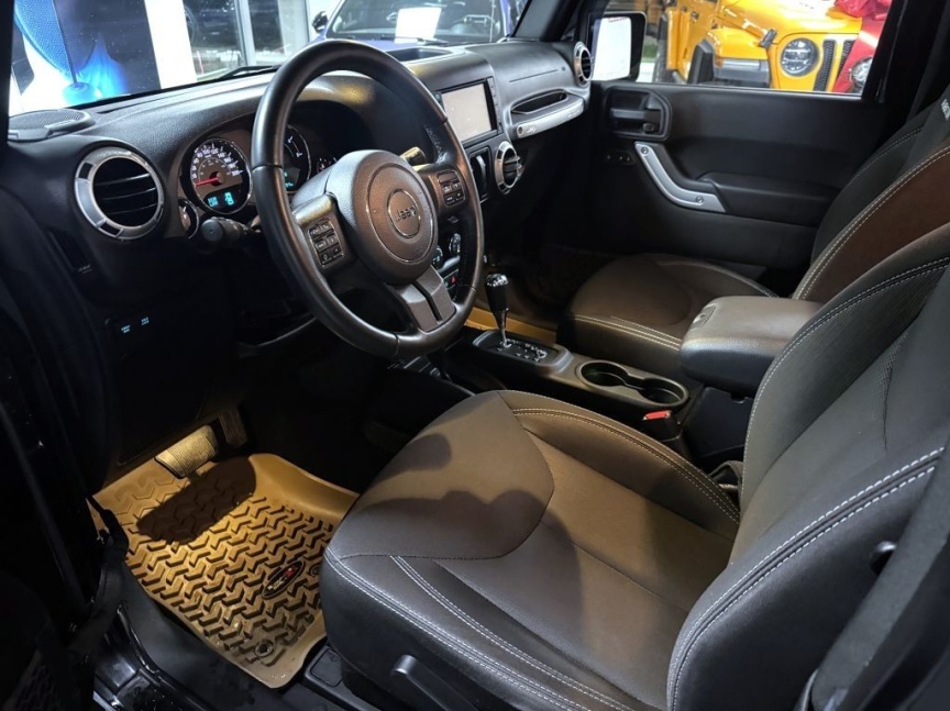 Jeep Wrangler 2.8 CRD 4x4 200k AT Rubicon