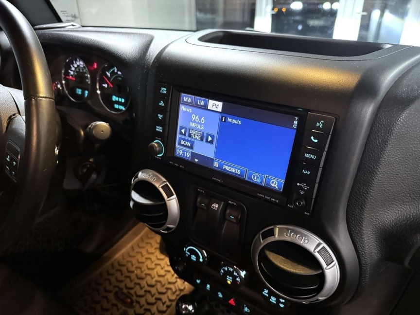 Jeep Wrangler 2.8 CRD 4x4 200k AT Rubicon