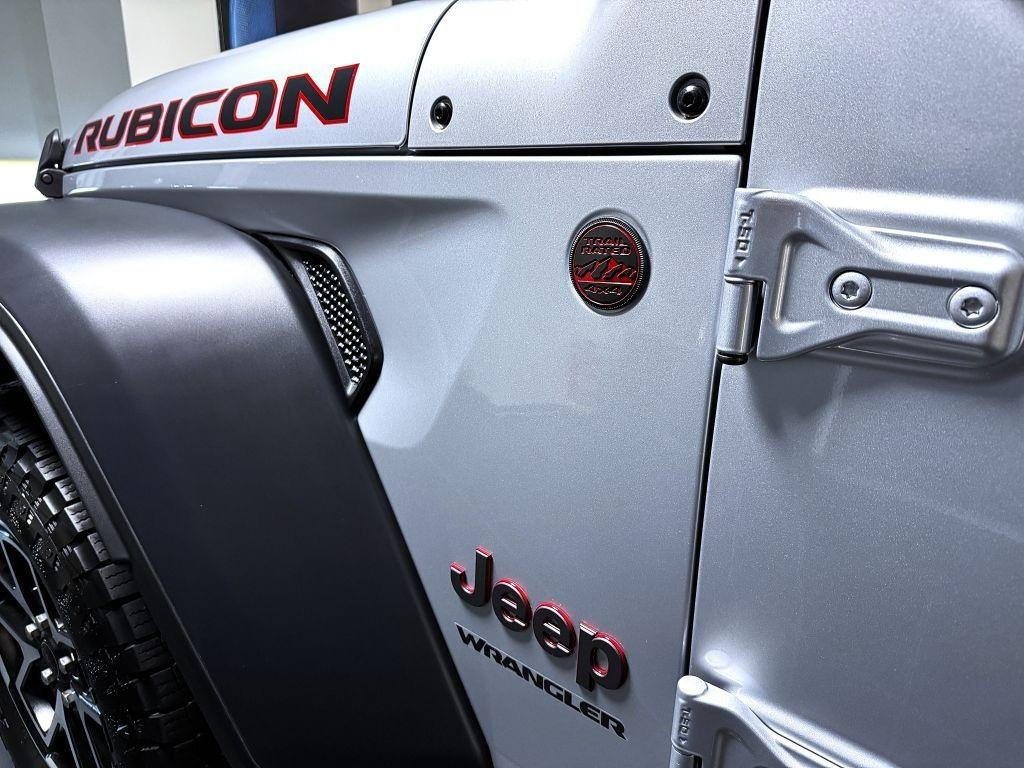 Jeep Wrangler Unlimited 2.0T 272k AT8 Rubicon *128*