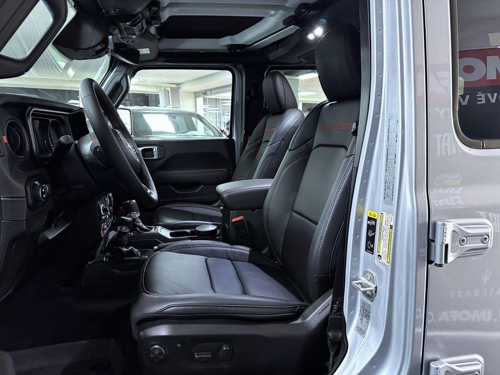 Jeep Wrangler Unlimited 2.0T 272k AT8 Rubicon *128*