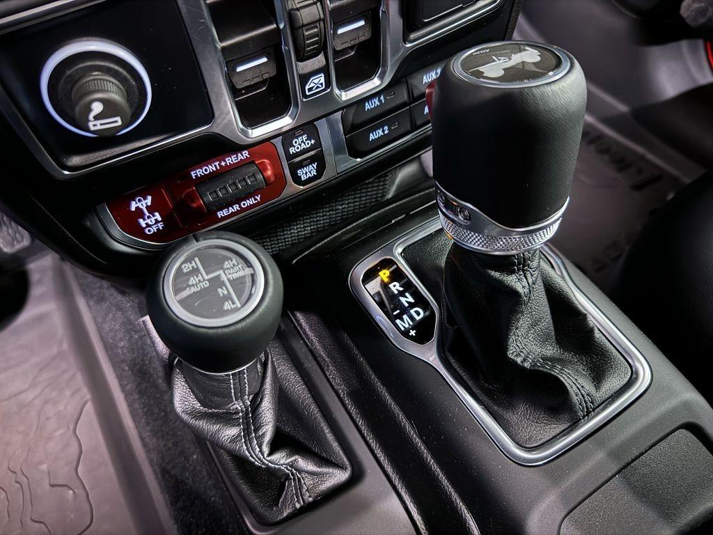 Jeep Wrangler Unlimited 2.0T 272k AT8 Rubicon *264* e