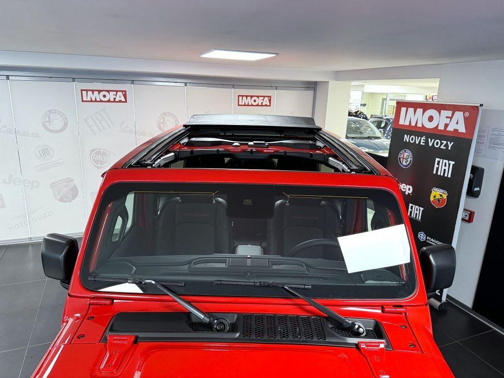 Jeep Wrangler Unlimited 2.0T 272k AT8 Rubicon *264* e