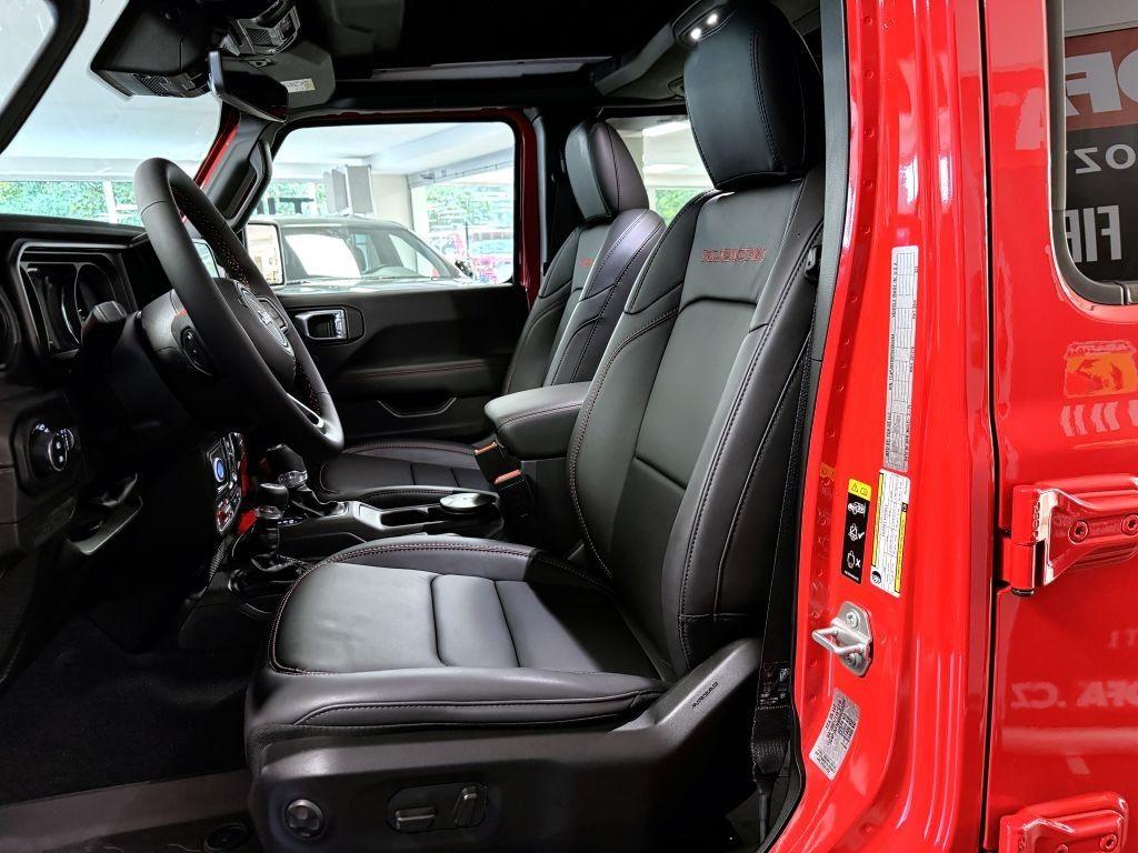 Jeep Wrangler Unlimited 2.0T 272k AT8 Rubicon *264* e