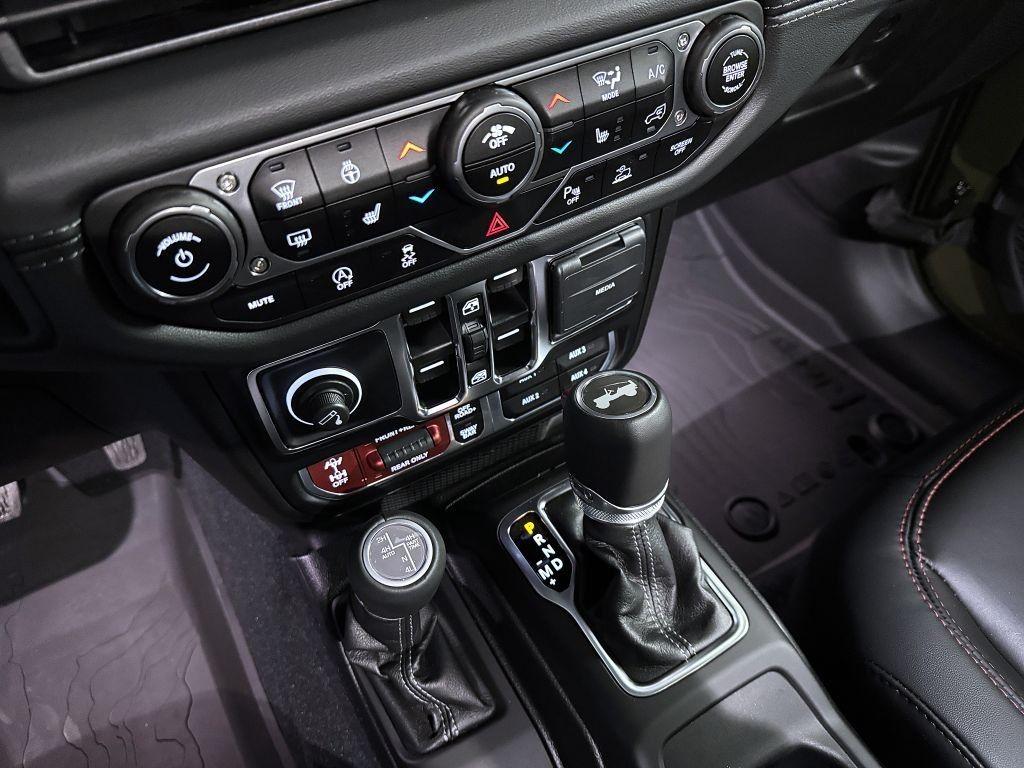 Jeep Wrangler Unlimited 2.0T 272k AT8 Rubicon *265* k
