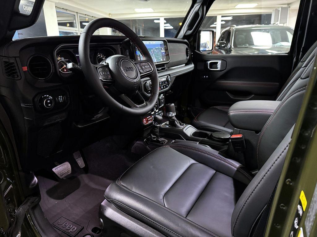 Jeep Wrangler Unlimited 2.0T 272k AT8 Rubicon *265* k