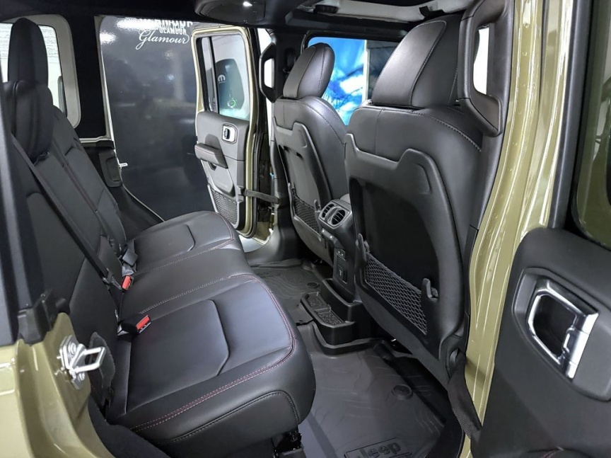 Jeep Wrangler Unlimited 2.0T 272k AT8 Rubicon *467*