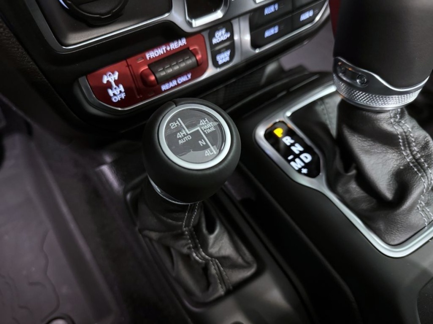 Jeep Wrangler Unlimited 2.0T 272k AT8 Rubicon *624*