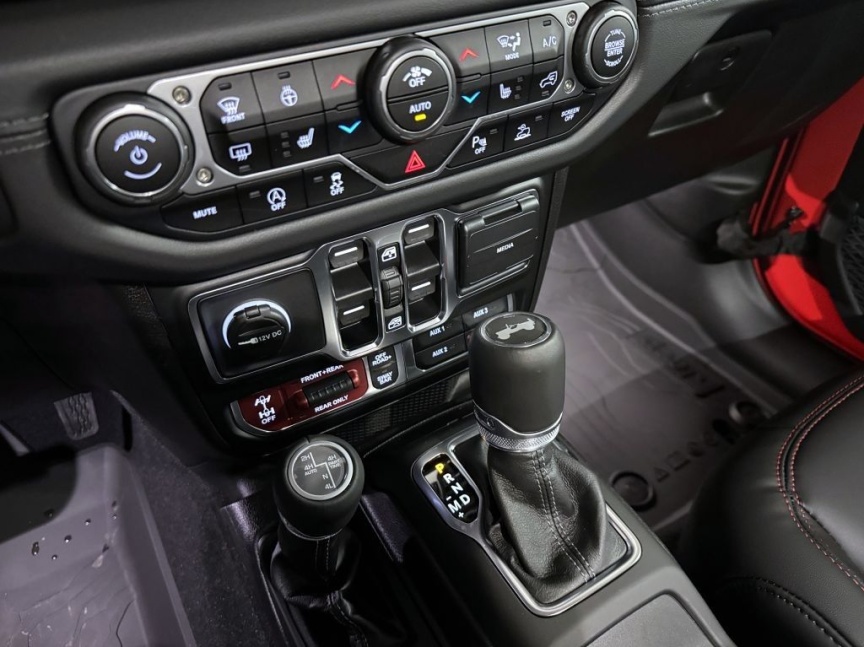 Jeep Wrangler Unlimited 2.0T 272k AT8 Rubicon *714*