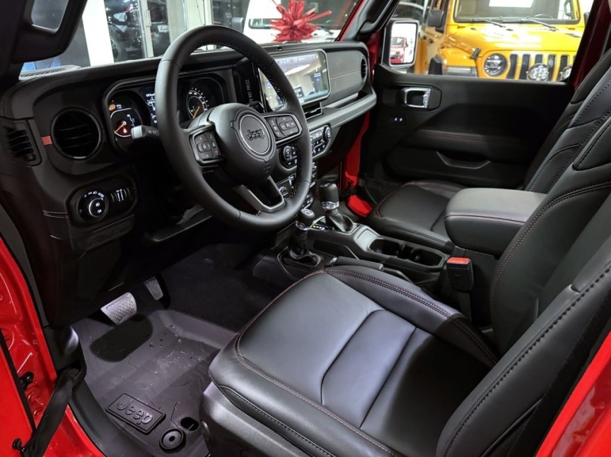 Jeep Wrangler Unlimited 2.0T 272k AT8 Rubicon *714*