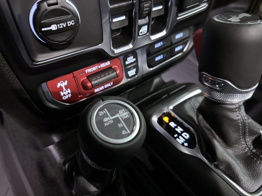 Jeep Wrangler Unlimited 2.0T 272k AT8 Rubicon *938*