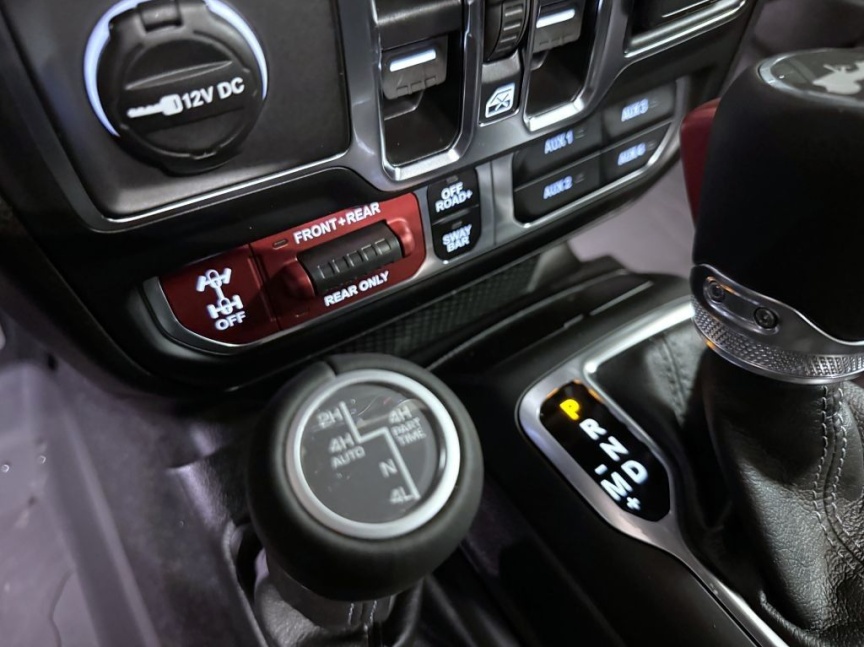 Jeep Wrangler Unlimited 2.0T 272k AT8 Rubicon *9802*