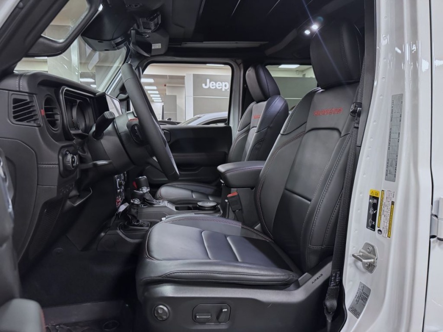 Jeep Wrangler Unlimited 2.0T 272k AT8 Rubicon BY IMOFA EDITION*123* k